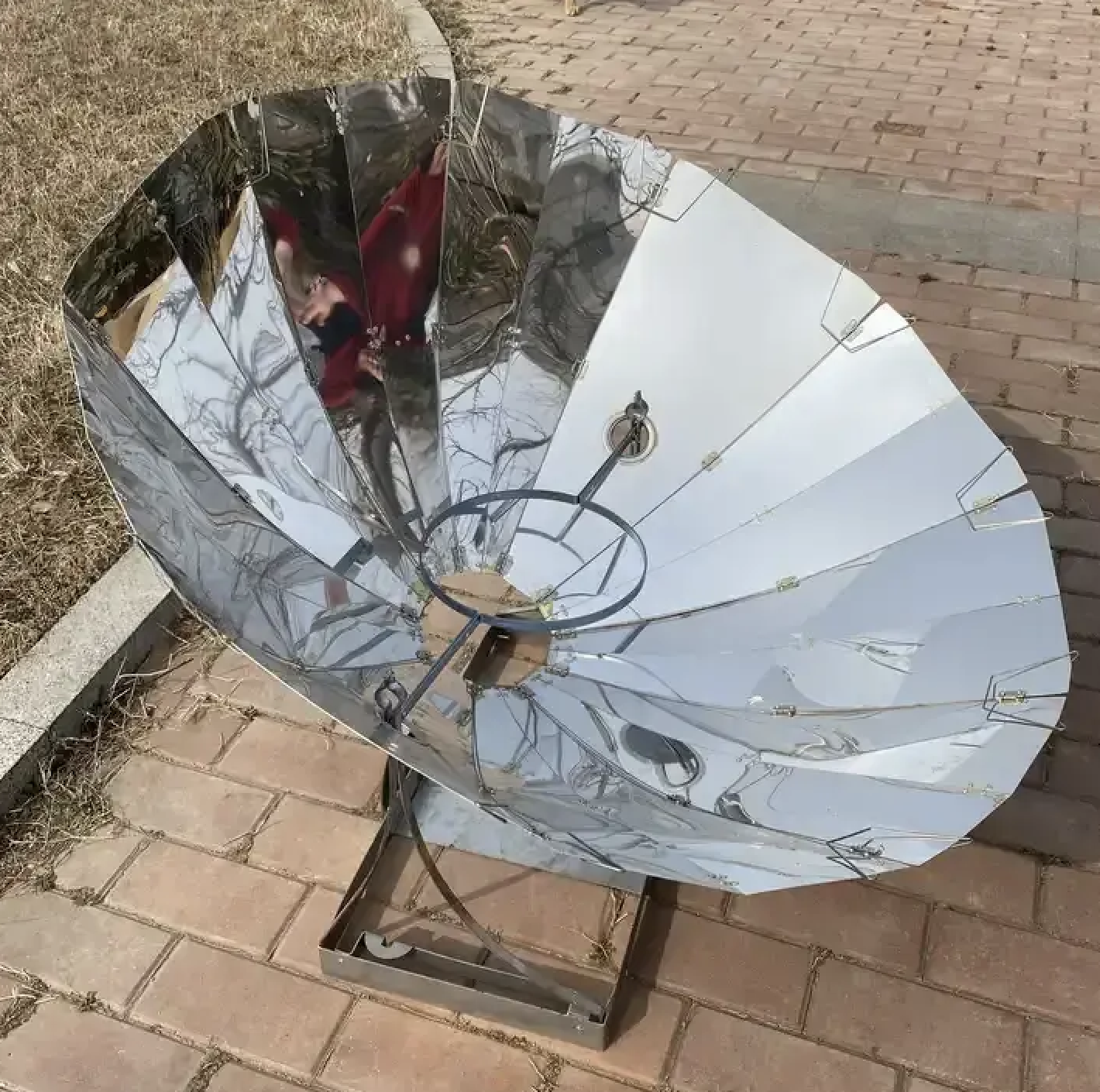 Portable SunChef - Compact High-Efficiency Foldable Solar Cooker