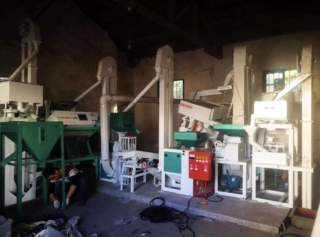 Complete Small Rice Milling Line Equipment Factory 3