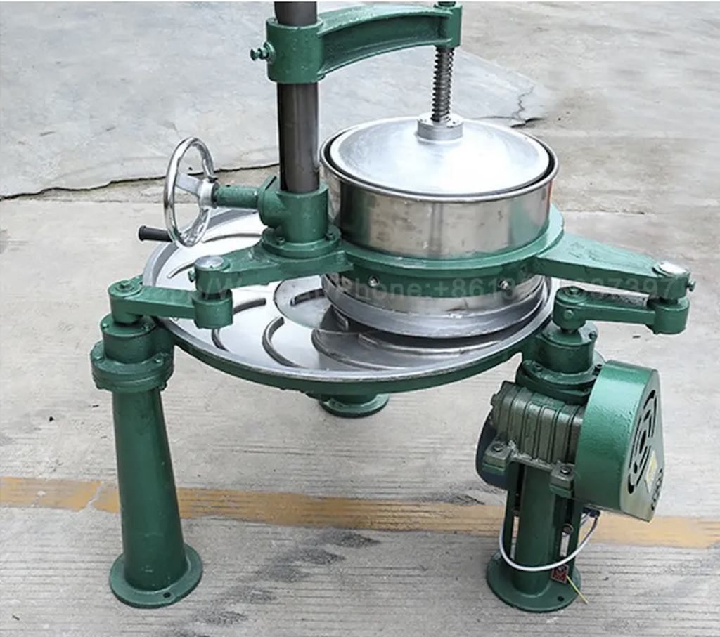 Small green tea rolling machine