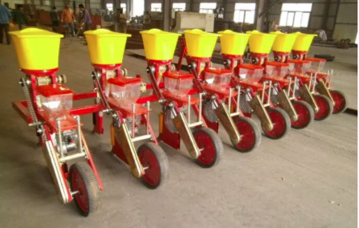 Tractor Corn Planter