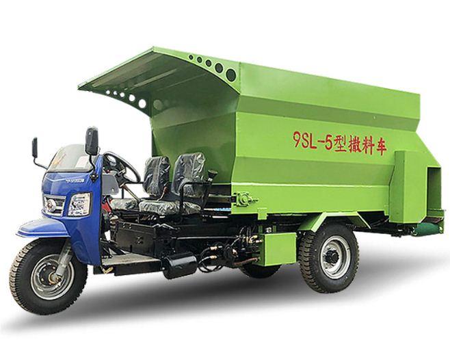 Weichai lovol diesel tricycle-cow feeding