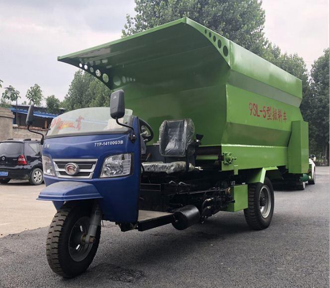 Weichai lovol diesel tricycle-cow feeding