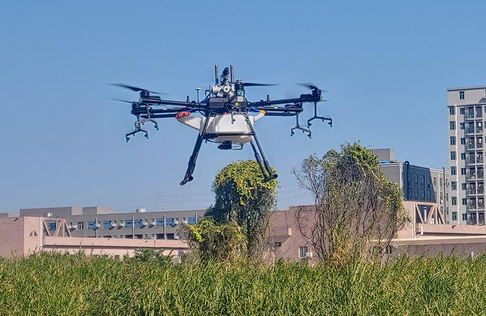 spray drone with 60L payload for agriculture spraying