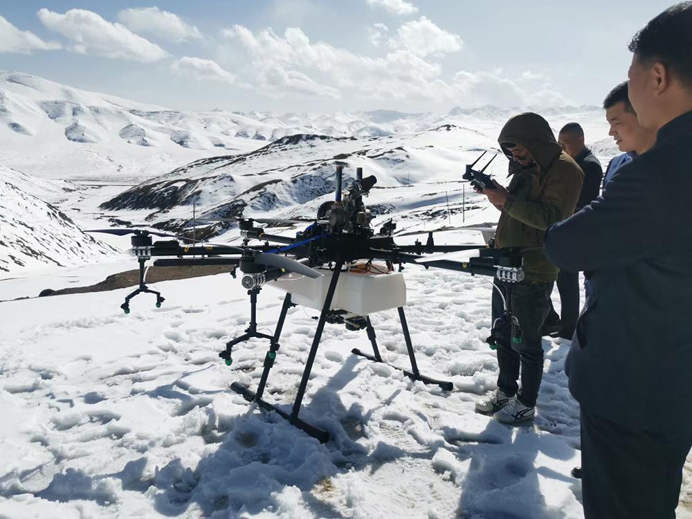 spray drone with 60L payload for agriculture spraying